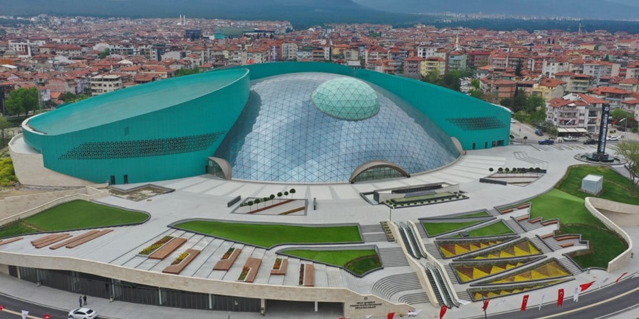 Denizli Büyükşehir ve Valilik arasında 'Zeybekçi' krizi