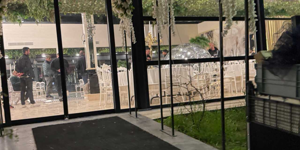 Kocaeli'de düğün salonunda disko topu düştü: 3 kişi yaralandı