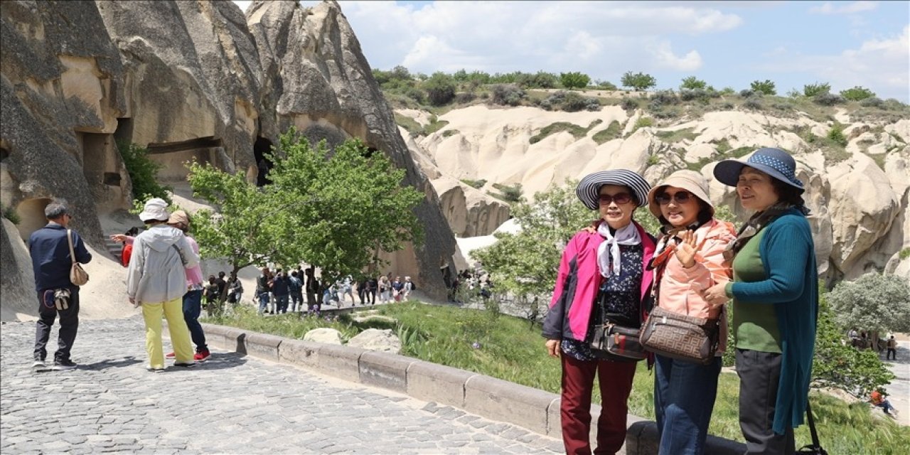 4 ayda 700 bin kişi geldi