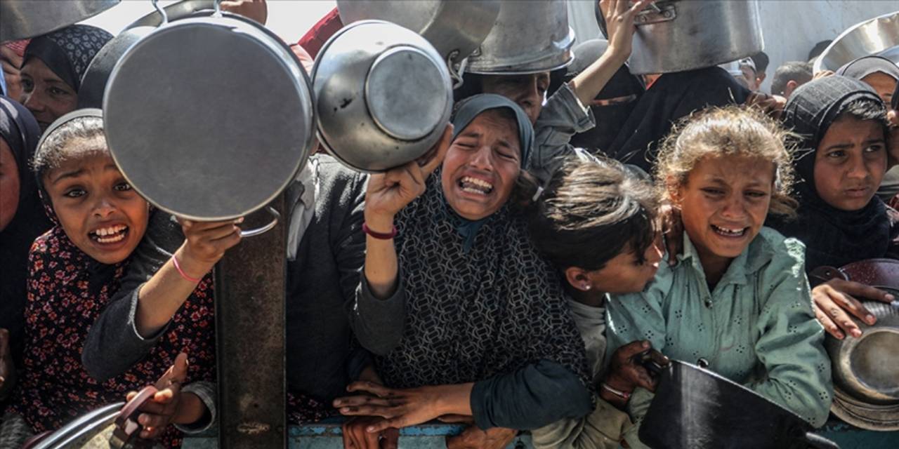 Gazze'de yetersiz beslenme nedeniyle 65 bini aşkın çocuk ölüm tehdidi altında