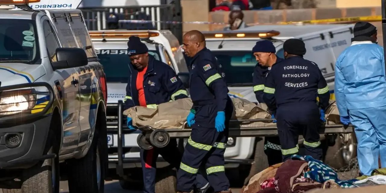 8 kişinin öldürüldüğü bar saldırısında polis şüphelileri arıyor