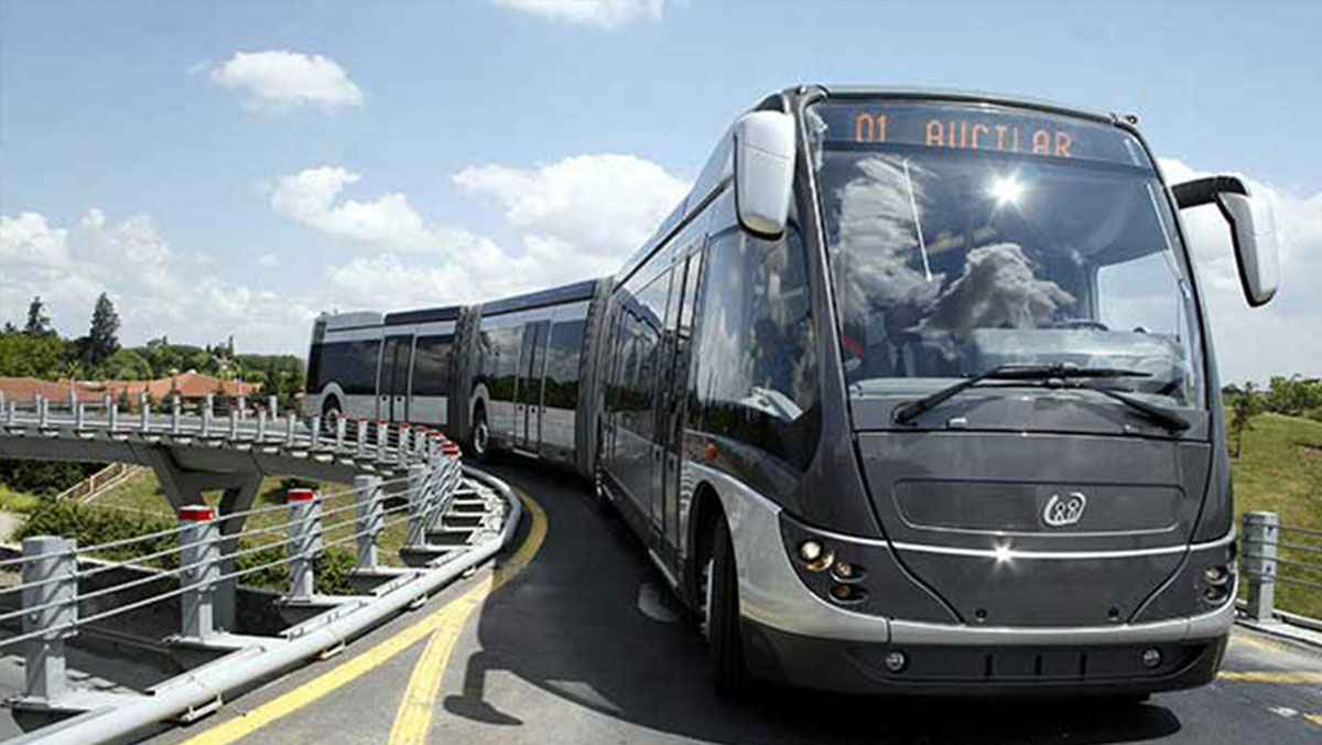 65 milyon Euro'ya alınan metrobüsler kullanılmıyor