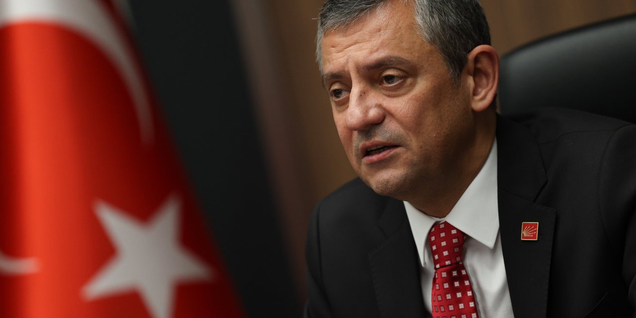 Özgür Özel'den Türkan Saylan anması