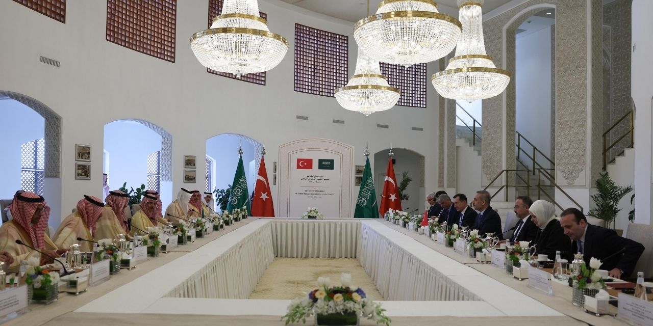 Türkiye ile Suudi Arabistan arasında diplomasi trafiği: Fidan ve bin Ferhan buluştu