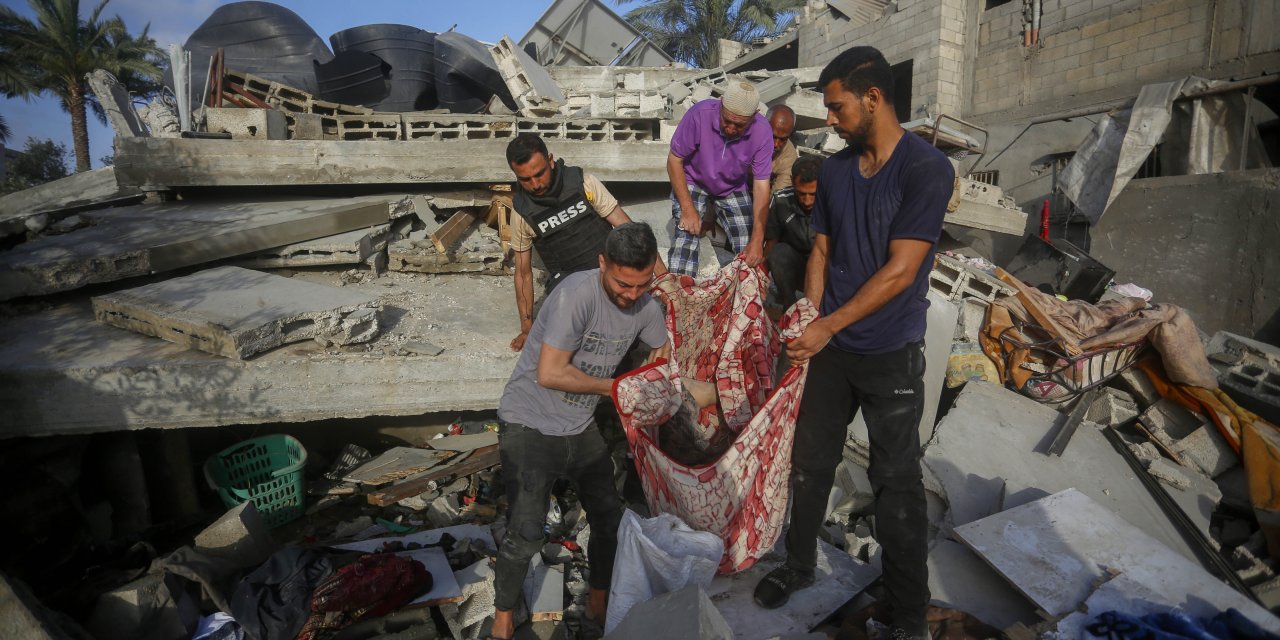 İsrail bu gece en az 140 Filistinliyi öldürdü