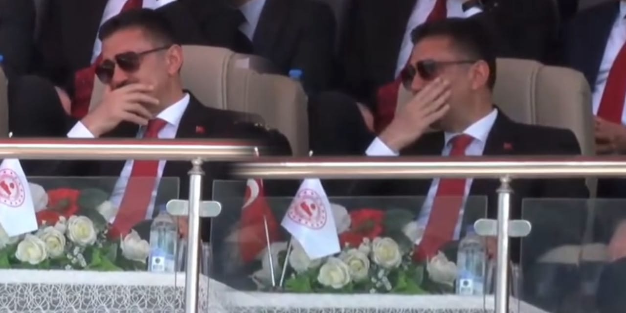 Tunceli'nin kayyum valisi 19 Mayıs töreninde gözyaşlarına hakim olamadı