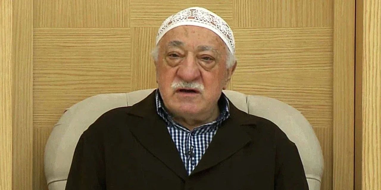 Fetullah Gülen Türkiye'de 'yaşıyor'