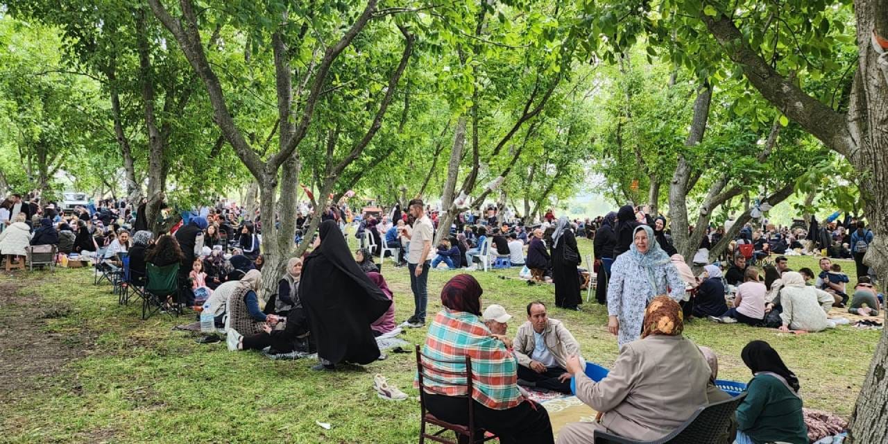 Bursalı erkekler yaptı: 10 bin kişiye dağıtıldı