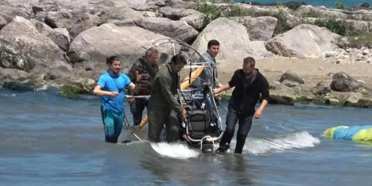 19 Mayıs gösterilerinde pilot facianın eşiğinden döndü