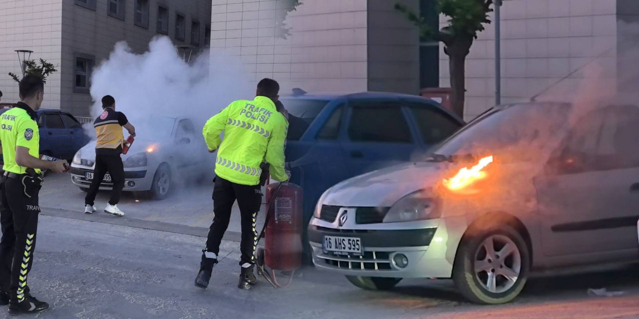 Acil servis önünde yangın paniği