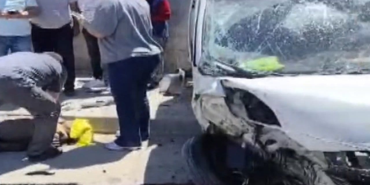 Elazığ'da hafif ticari araç duvara girdi: 1 ölü