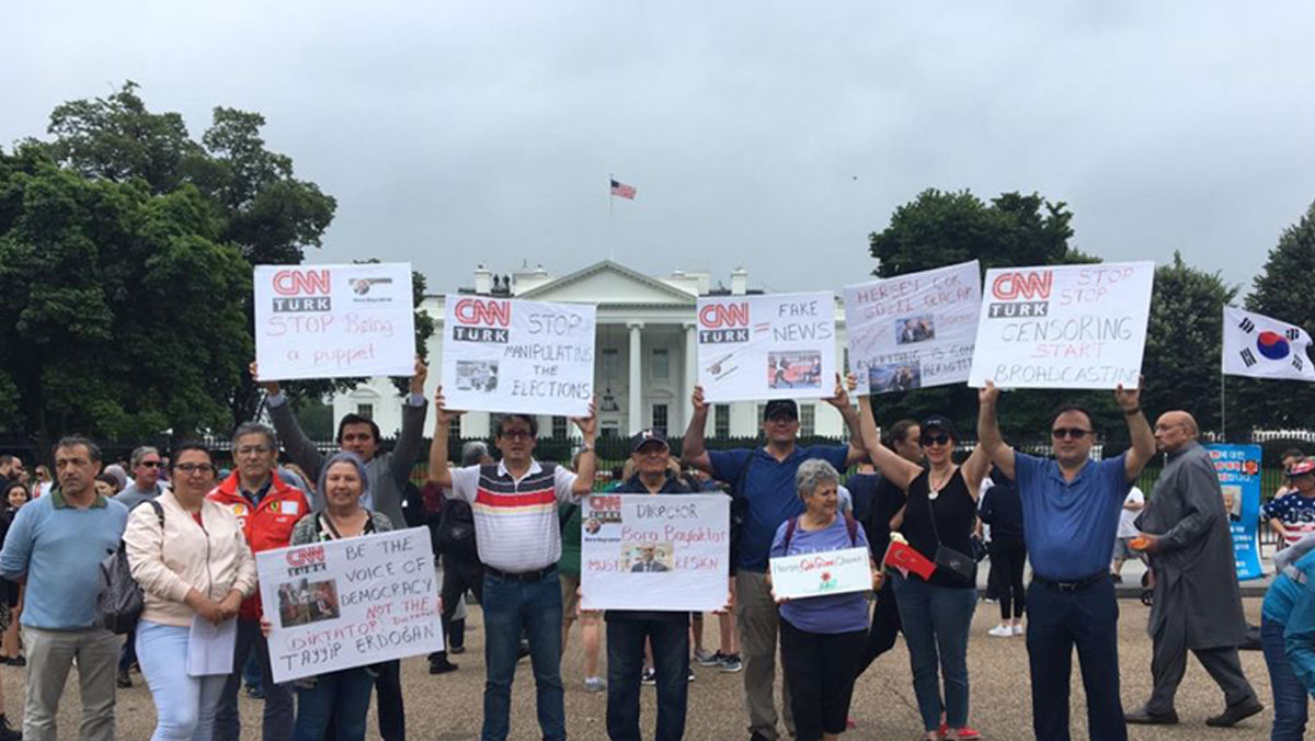 CNN Türk ABD'de protesto edildi