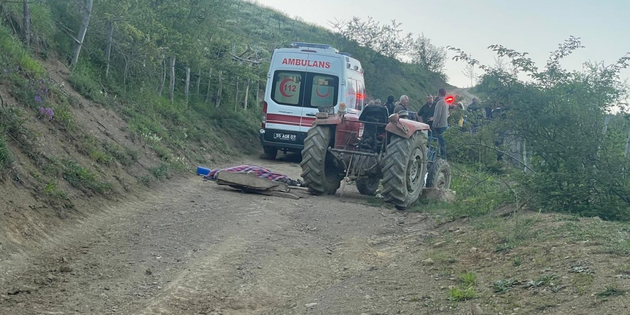 Samsun'da traktör devrildi; sürücüsü kurtarılamadı