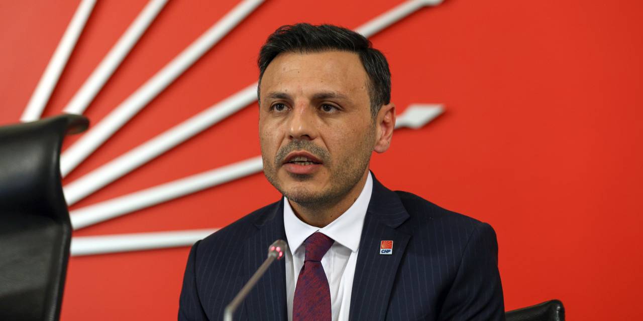 Özgür Çelik: AKP Bahçeli'nin başlattığı süreci çıkarlarına göre kullanmak istiyor