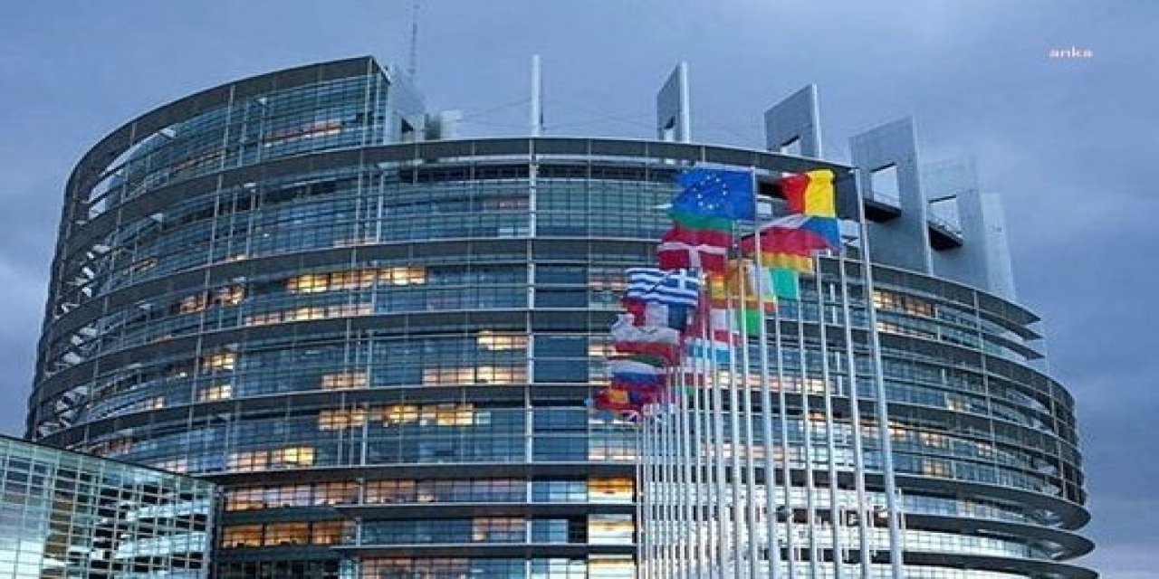 Beş AB milletvekiline dokunulmazlık şoku