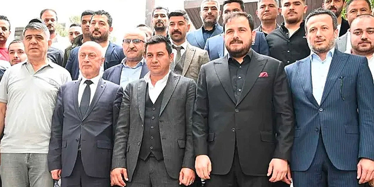 Kulübü şampiyon yapamayınca alacaklarını bırakıp istifa etti