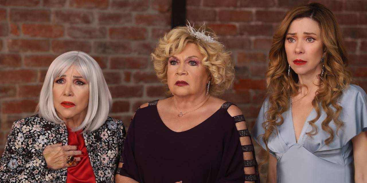 Sihirli Annem'de afiş krizi: Boşuna bakmayın!