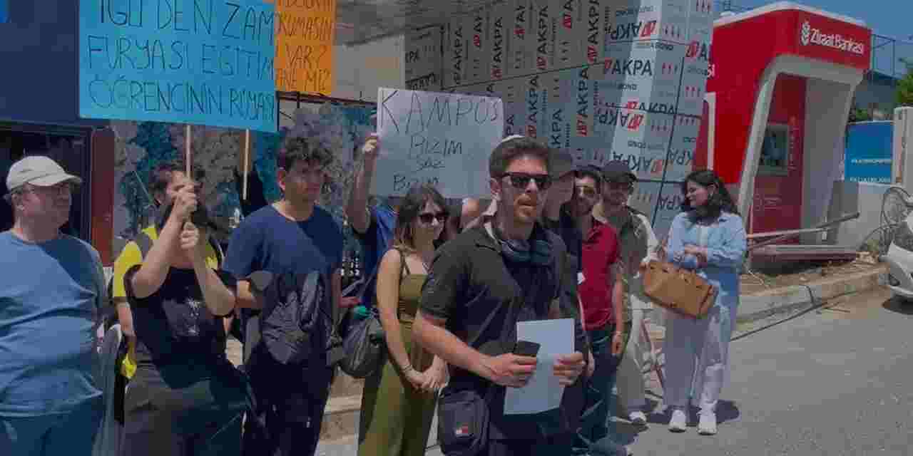 İstanbul Gelişim Üniversitesi öğrencilerinden 'zam' eylemi!