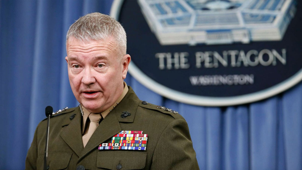 ABD'li komutan, İran'a karşı askeri gücü artırma sinyali verdi