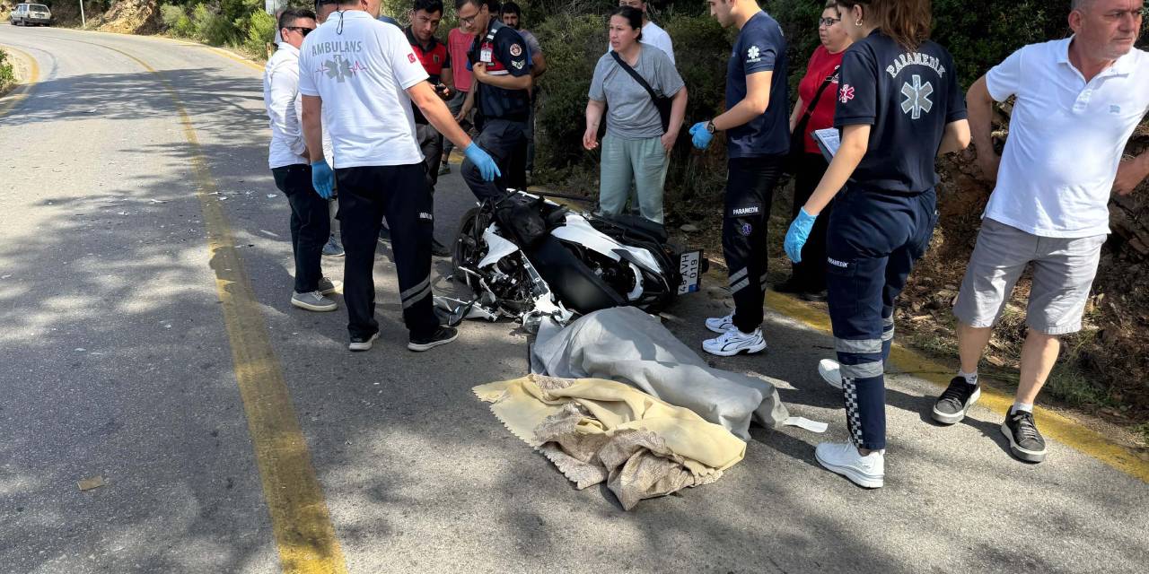 16 yaşındaki çocuk motosiklet kurbanı oldu: Kamyonetle çarpıştı