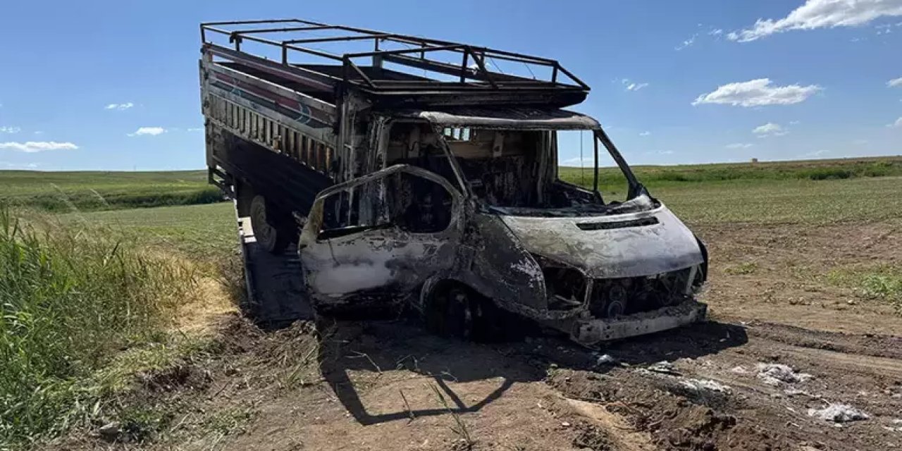 Diri diri yakılan baba ve oğlunun ölümünde dört tutuklama