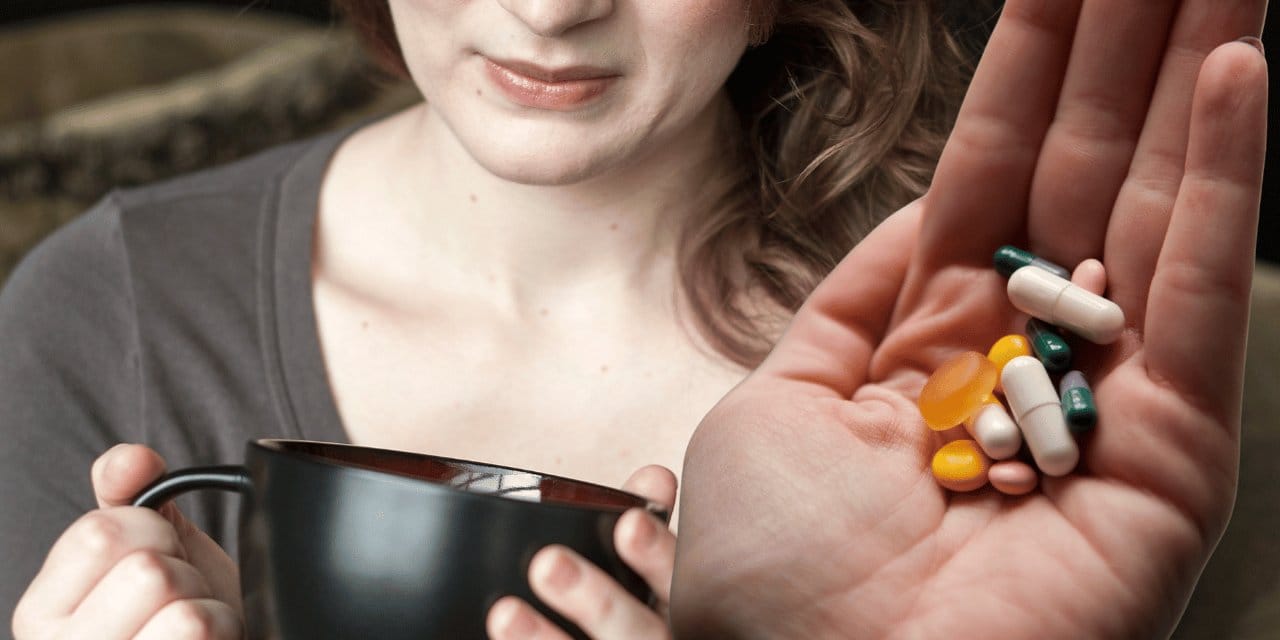 Kahveye ilaç koymuşlar!