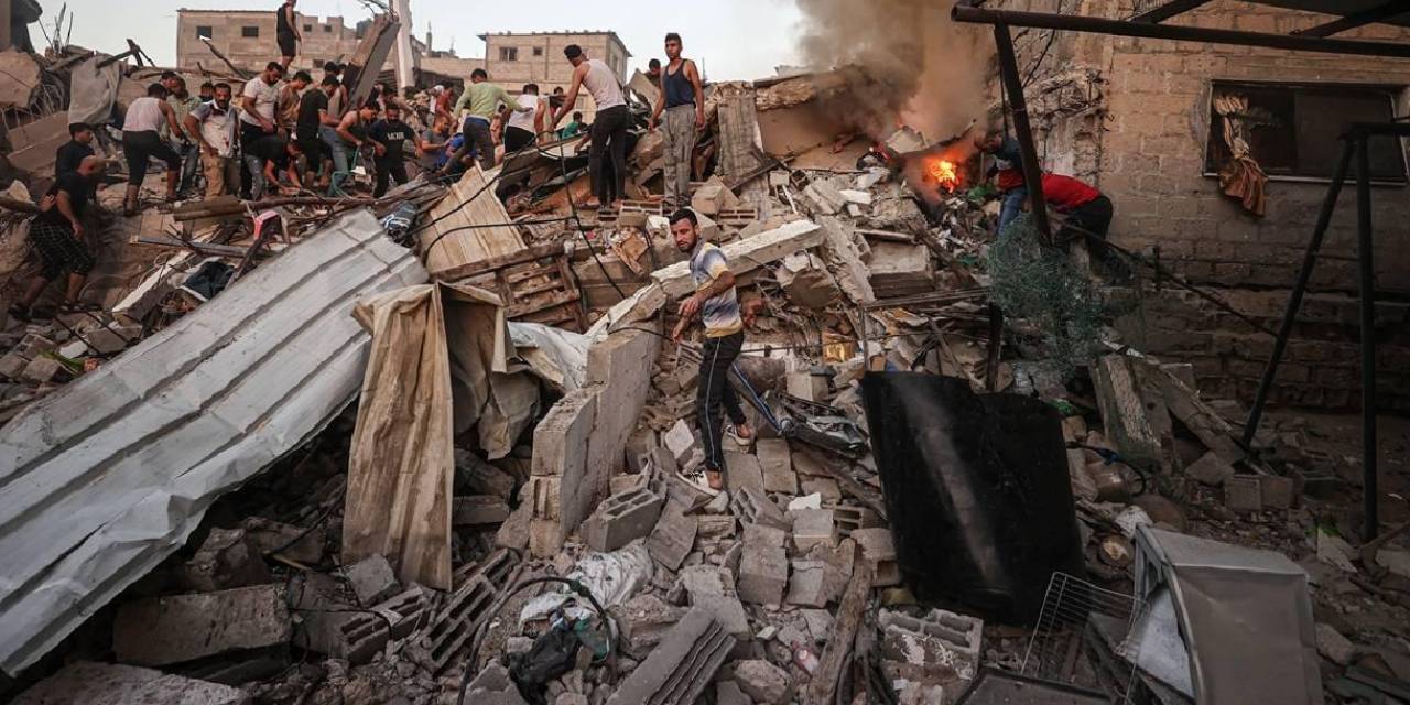 İsrail Filistinlilerin sığındığı çadırları bombaladı!