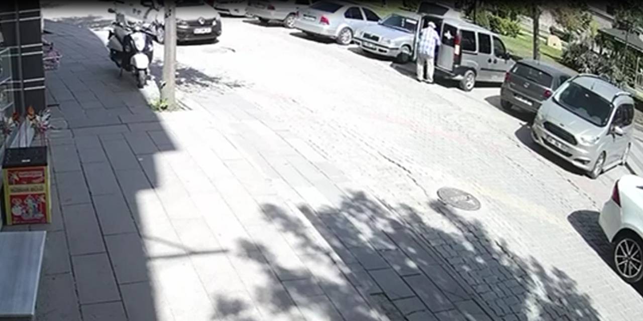 Müşteriye bal götürürken elindeki baldan oldu