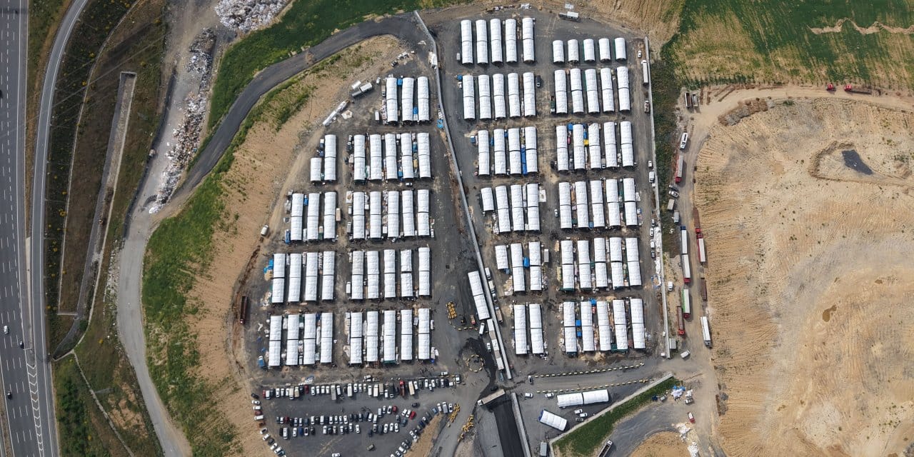 Kurban pazarında hareketlilik dronlara yansıdı