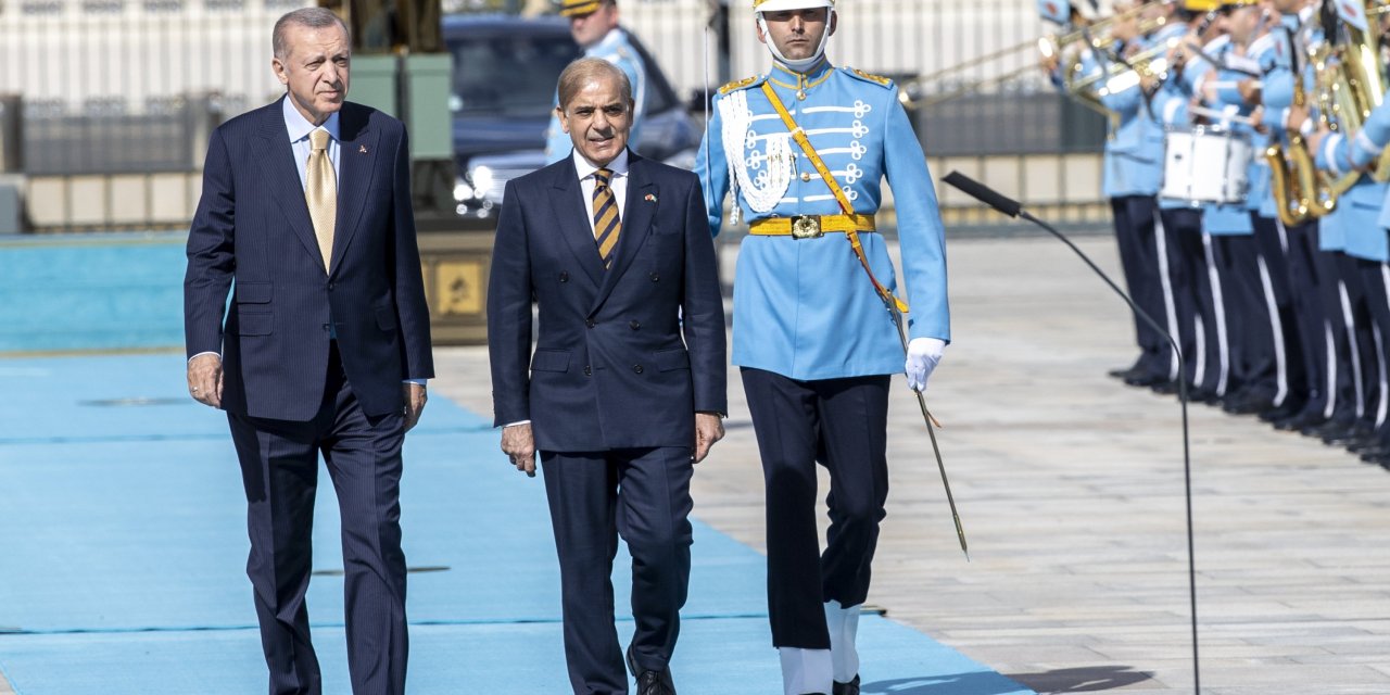 Pakistan Başbakanı bugün Türkiye’ye geliyor