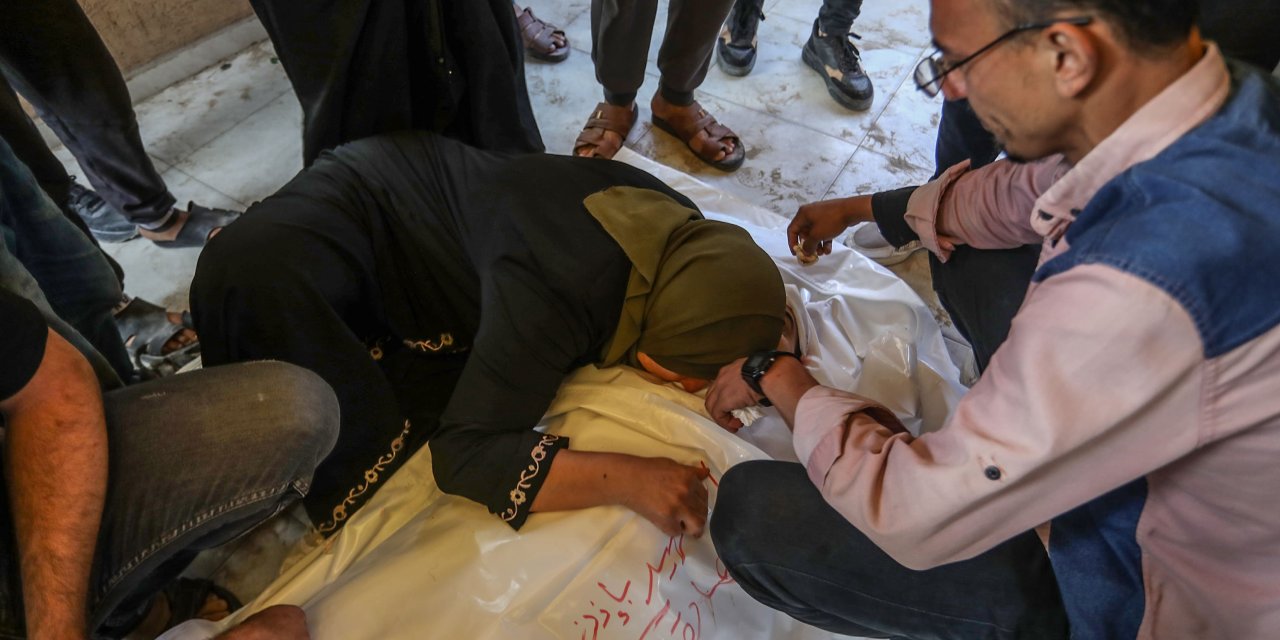 İsrail'in Gazze Şeridi'ne yönelik saldırıları sürüyor