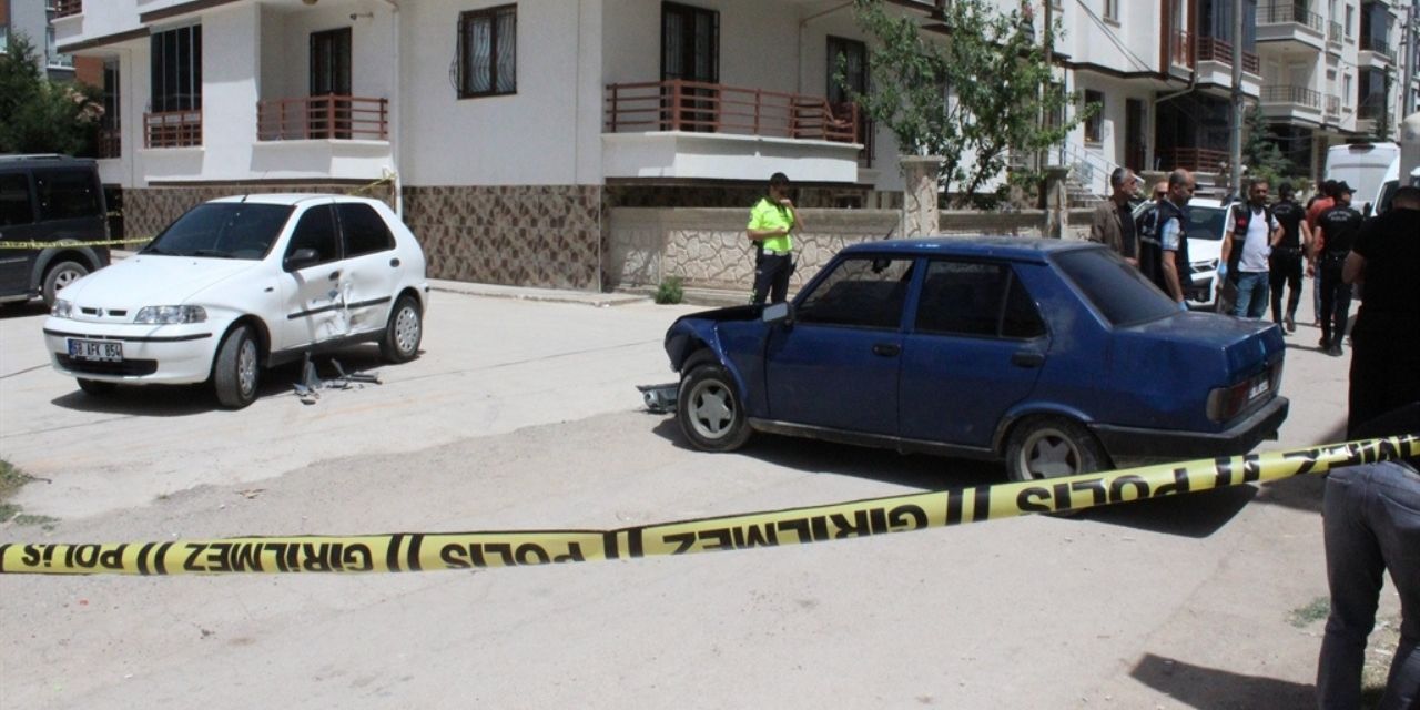 Trafik kazası sonrası kanlı kavga: 7 kişi yaralandı