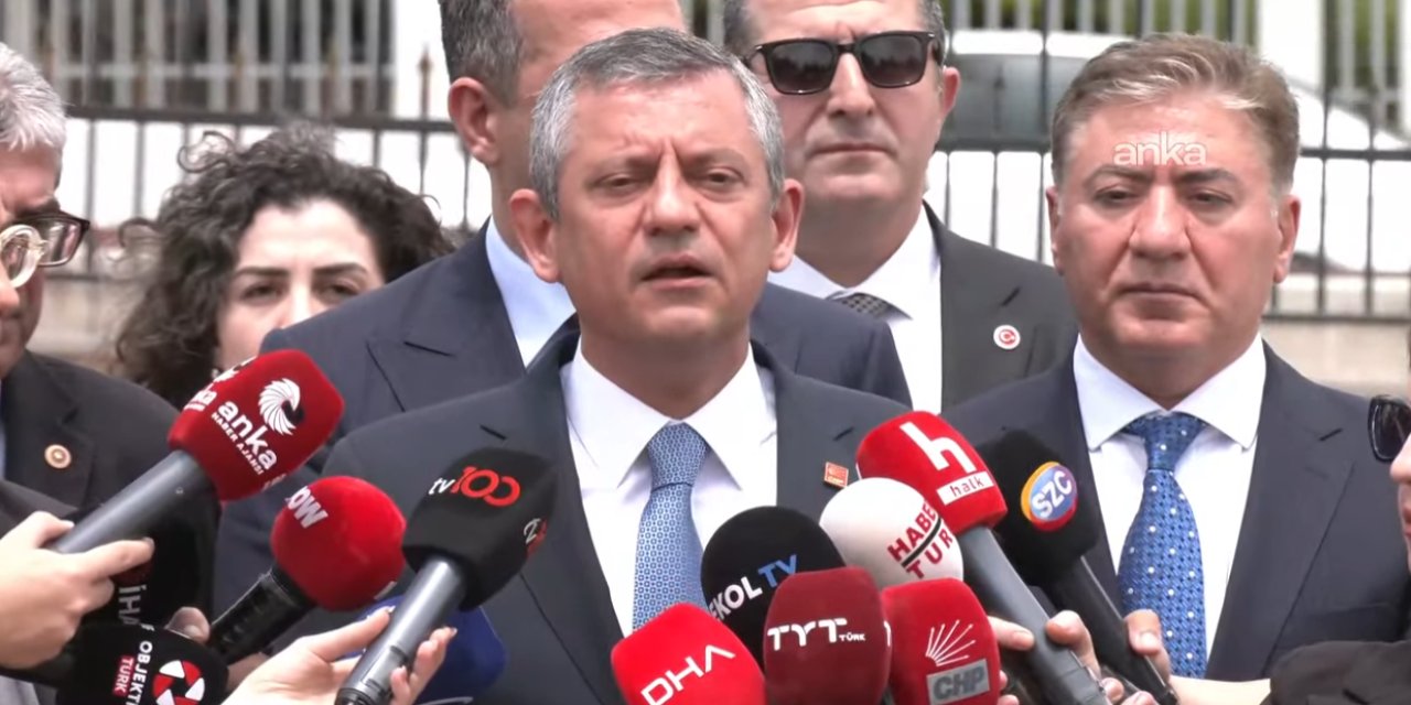 Özel'den mahkemenin Kurultay kararının ardından ilk açıklama: 3-5 meczubun lafı ile süreç yönetiyor birileri!