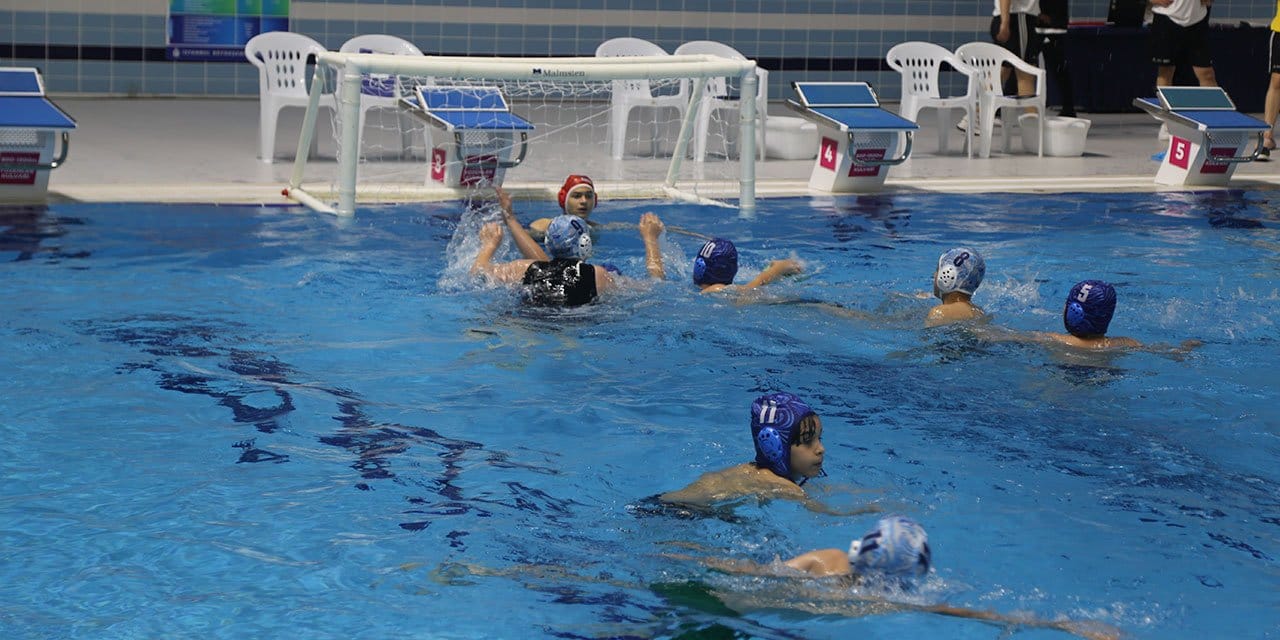 Kulüpler izledi geleceğin yıldızları parladı