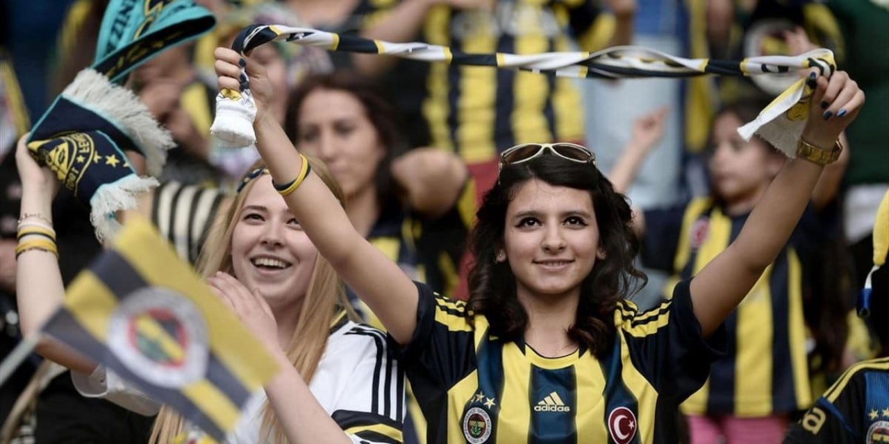 Fenerbahçe resmen açıkladı: Yer yerinden oynayacak