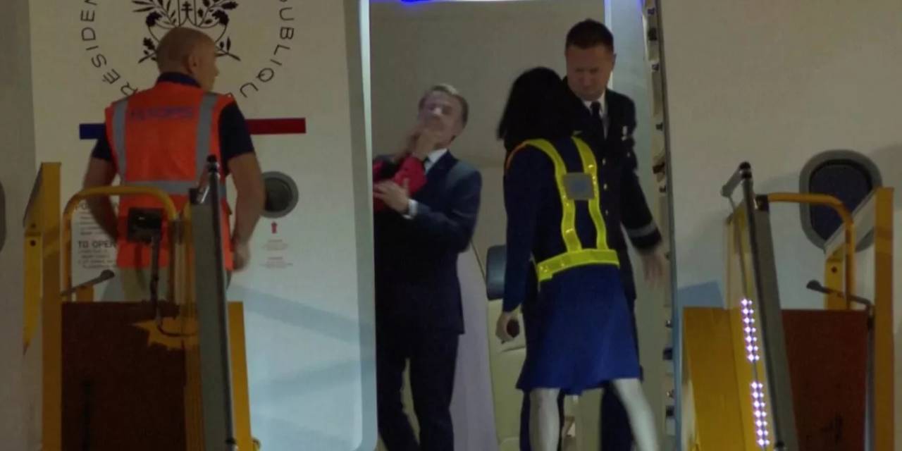 Macron dünya gündemine oturan 'tokat' ile ilgili konuştu