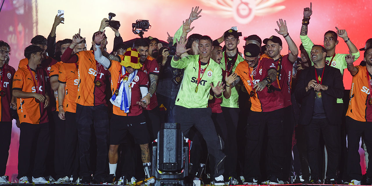 Galatasaray'da deprem: Gördükleri sonrası çıldırdı