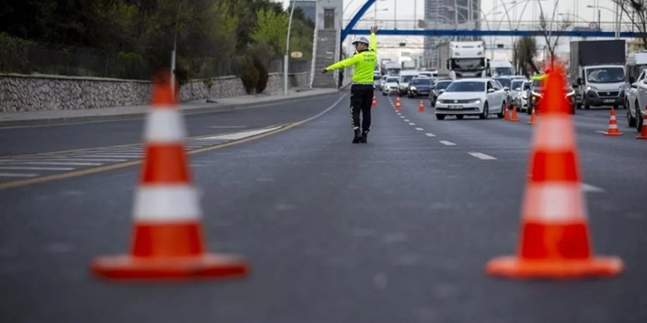 İstanbul'da yarın bu yollar trafiğe kapatılacak