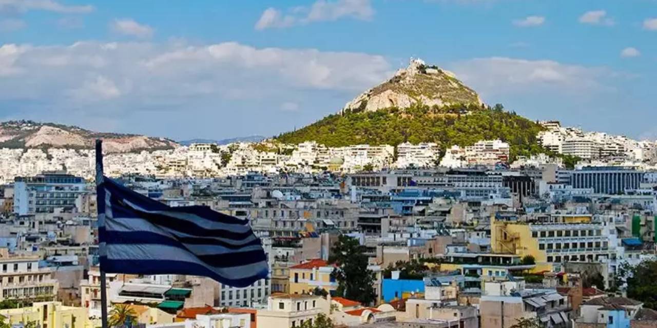 Yunanistan'da OHAL ilan edildi: Teyakkuza geçildi