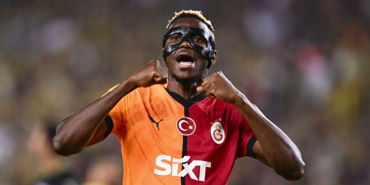 Victor Osimhen çok sinirlendi: Saatler kala kararından vazgeçti