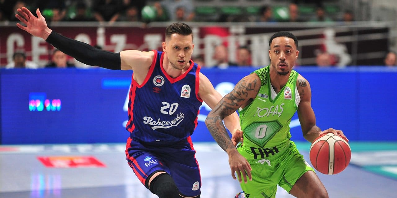 TOFAŞ sahasında Bahçeşehir Koleji'ni yıktı