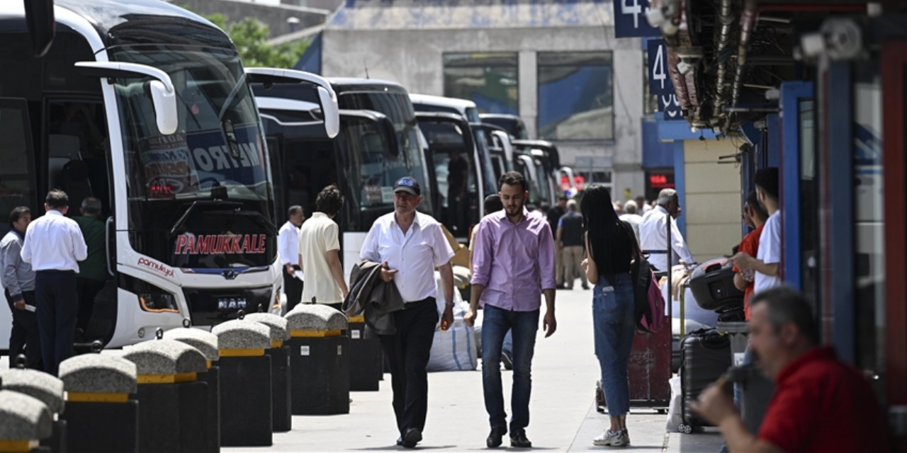 İşini son güne bırakan yandı! Tüm biletler tükendi