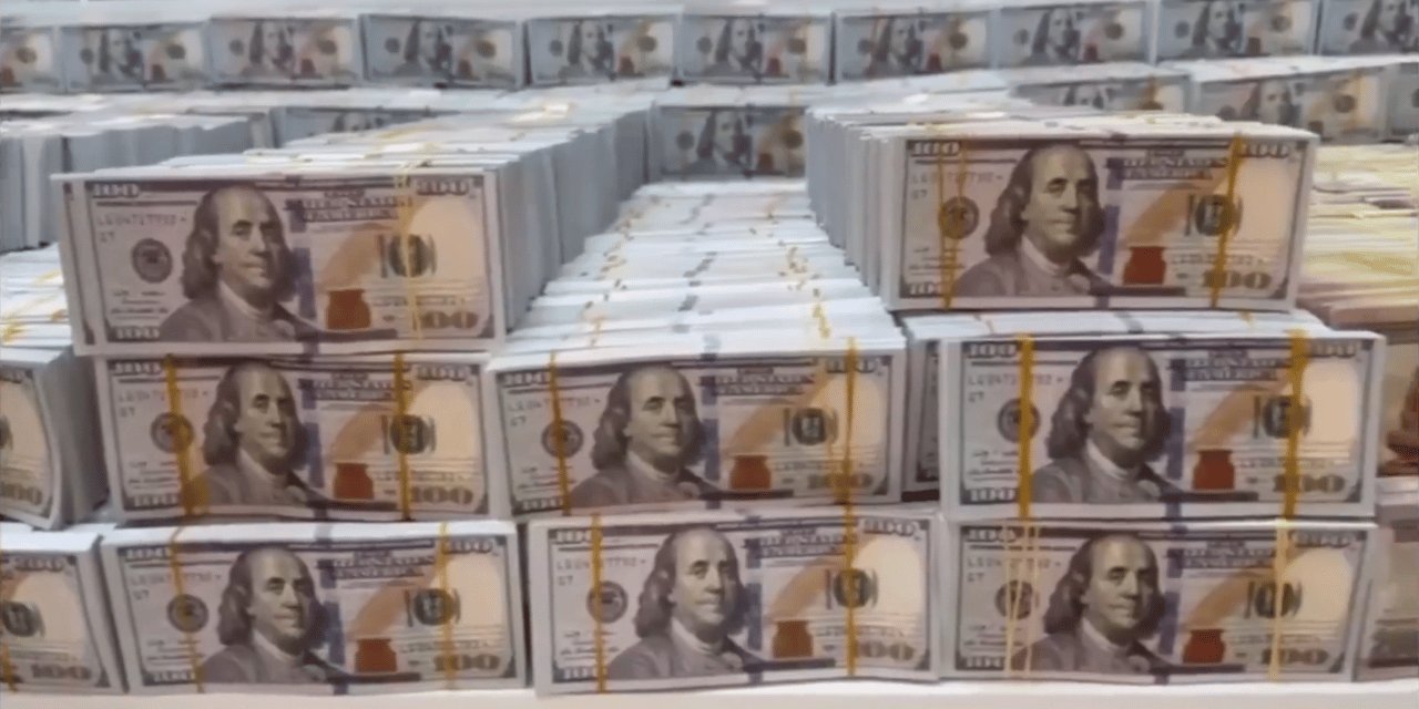 İstanbul'da milyonlarca sahte dolar ele geçirildi!