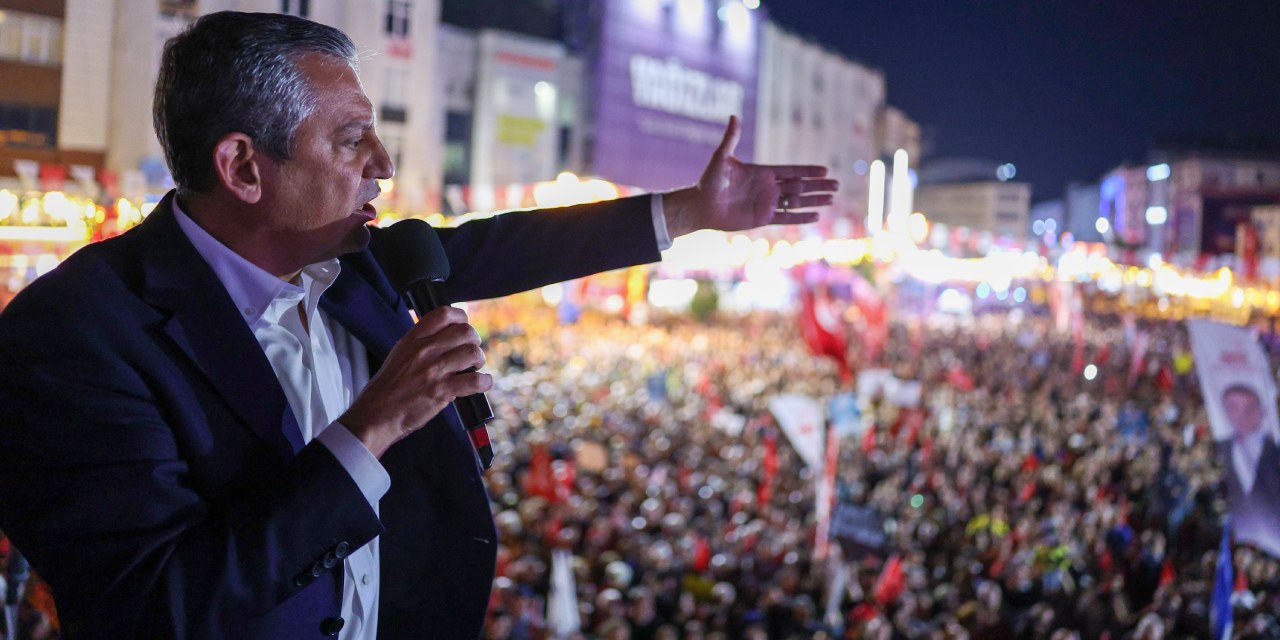 Özel'den Erdoğan'ın Anayasa çağrısına 2010 ve 2017 hatırlatması