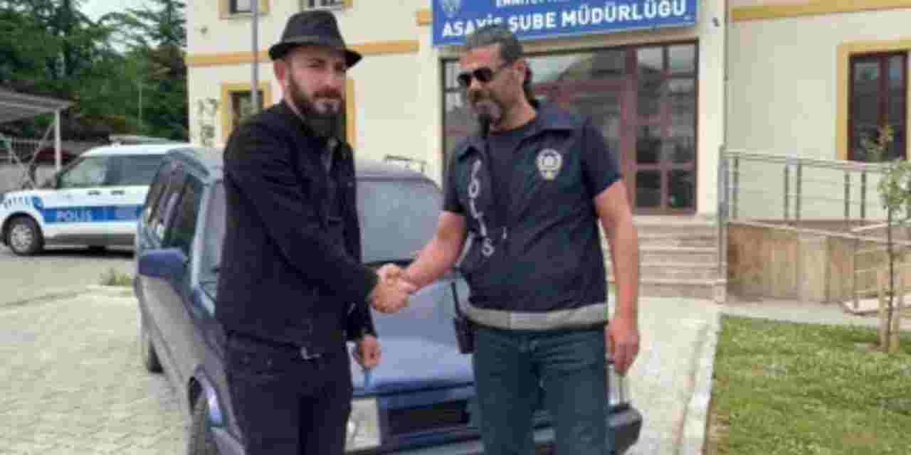 Bolu'da çalınan otomobil Sakarya'da bulunarak sahibine teslim edildi