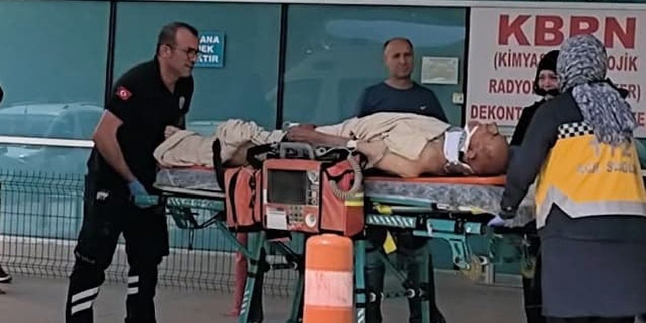 Motosiklet ile bisiklet çarpıştı, 78 yaşındaki sürücü kurtarılamadı