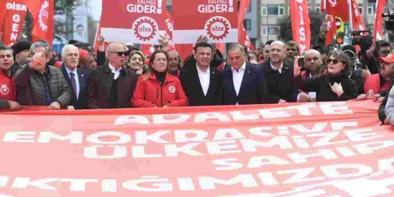 CHP'li belediyelere yönelik operasyonlara DİSK ve KESK'ten tepki!