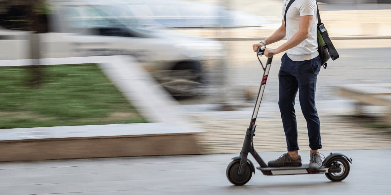 Elektrikli Scooter’larda yeni dönem! Artık zorunlu olacak