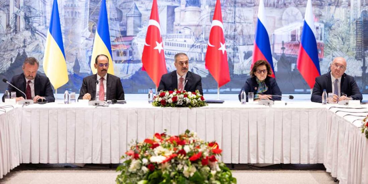 Ukrayna ve Rusya'nın barış görüşmeleri Çırağan'da