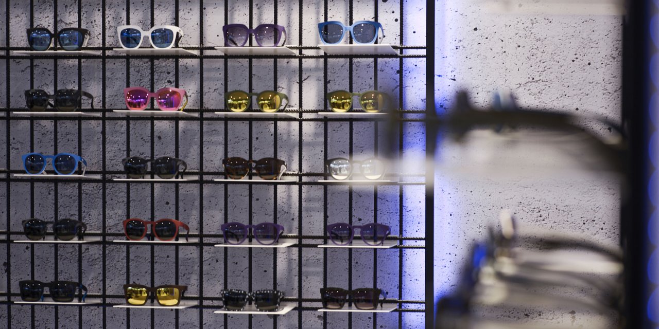 130 yıllık gözlük devinin kapısına kilit vuruldu